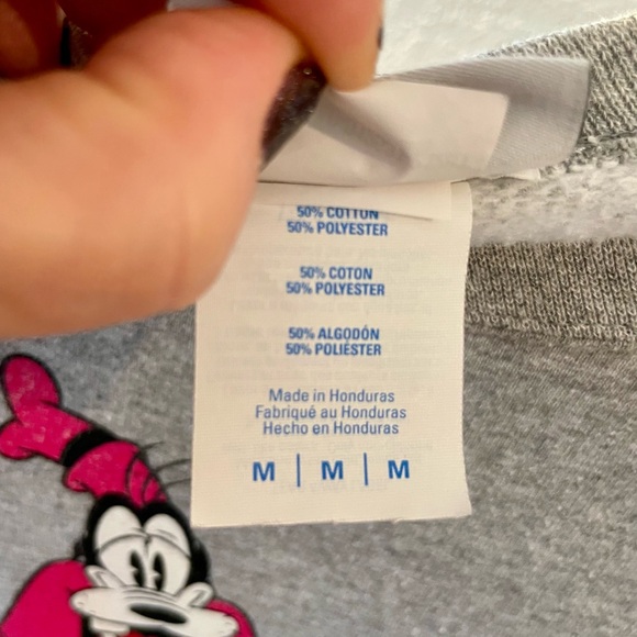 Vintage Disney grey crew neck sweatshirt - size medium - Picture 5 of 8